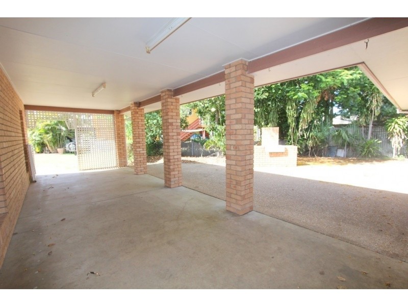 8 Judith Grove, Emerald QLD 4720