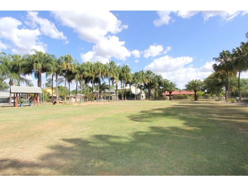 8 Judith Grove, Emerald QLD 4720