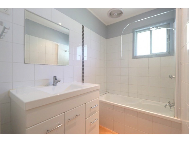 Unit 3/45 Opal Street, Emerald QLD 4720