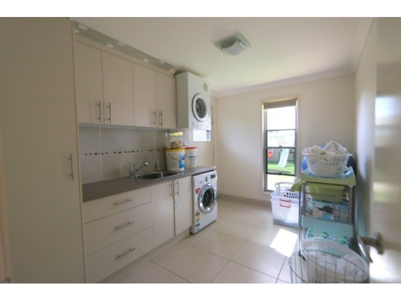 4 Stephan Street, Emerald QLD 4720