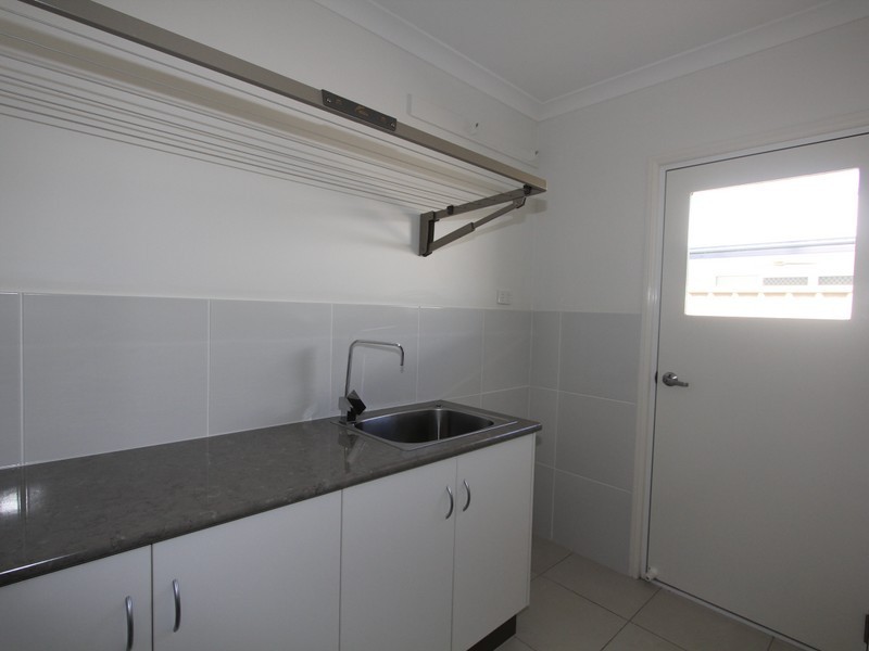 10 Rosehill Road, Emerald QLD 4720