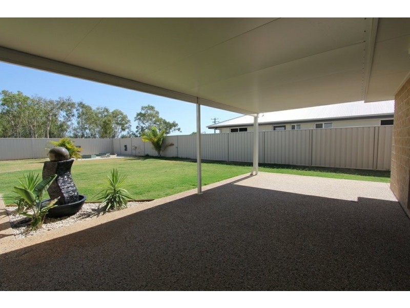 10 Rosehill Road, Emerald QLD 4720