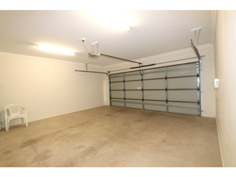 4 Easton Street, Emerald QLD 4720