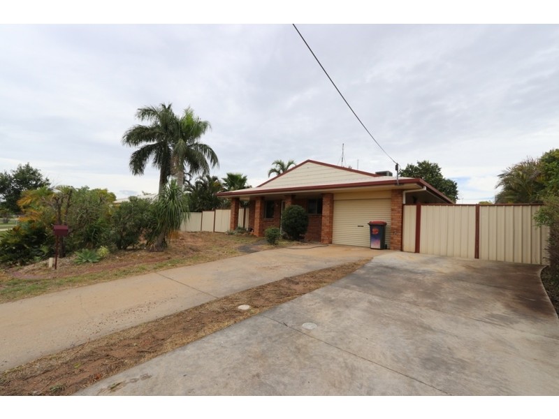 9 Cowan Cr, Emerald QLD 4720