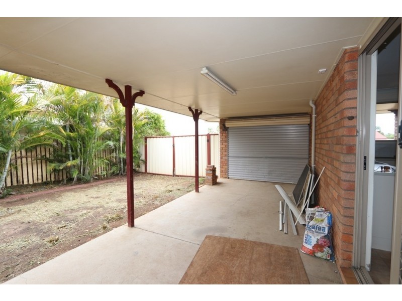 9 Cowan Cr, Emerald QLD 4720