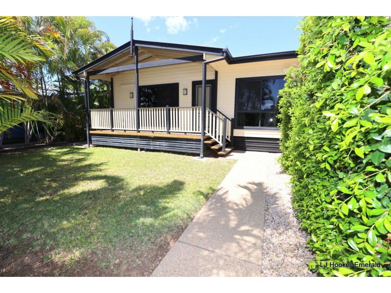 7/7 Poinciana Drive, Emerald QLD 4720