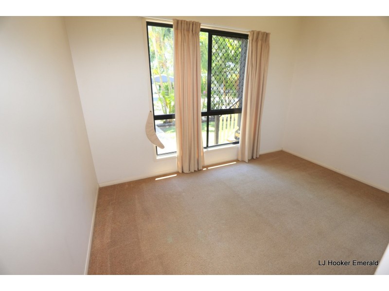 7/7 Poinciana Drive, Emerald QLD 4720