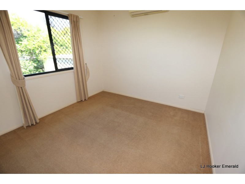 7/7 Poinciana Drive, Emerald QLD 4720