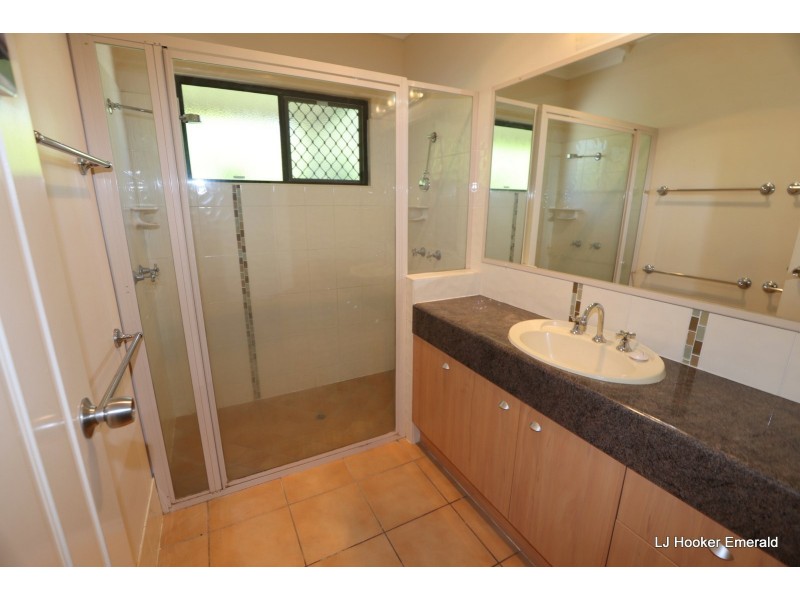 7/7 Poinciana Drive, Emerald QLD 4720