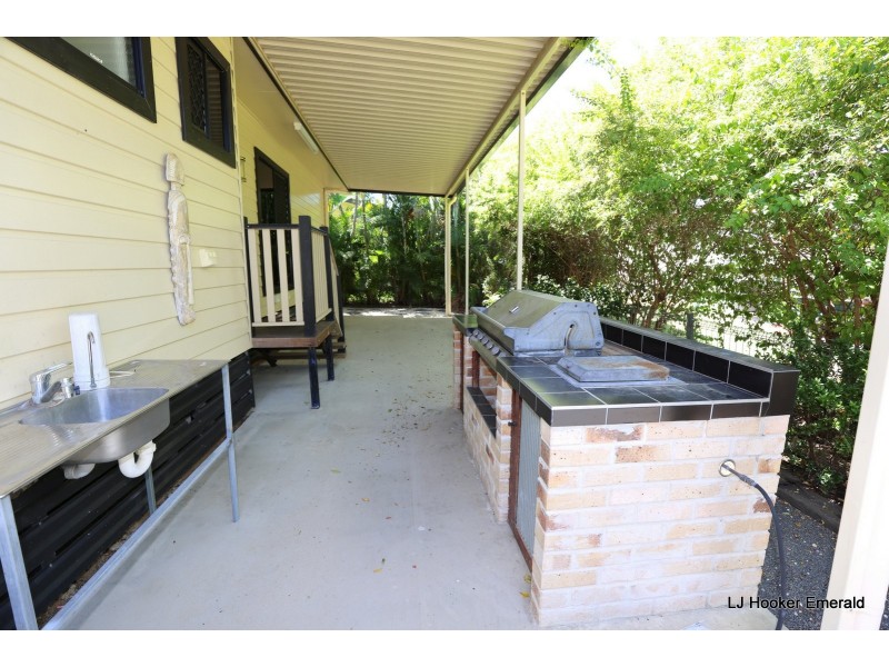 7/7 Poinciana Drive, Emerald QLD 4720