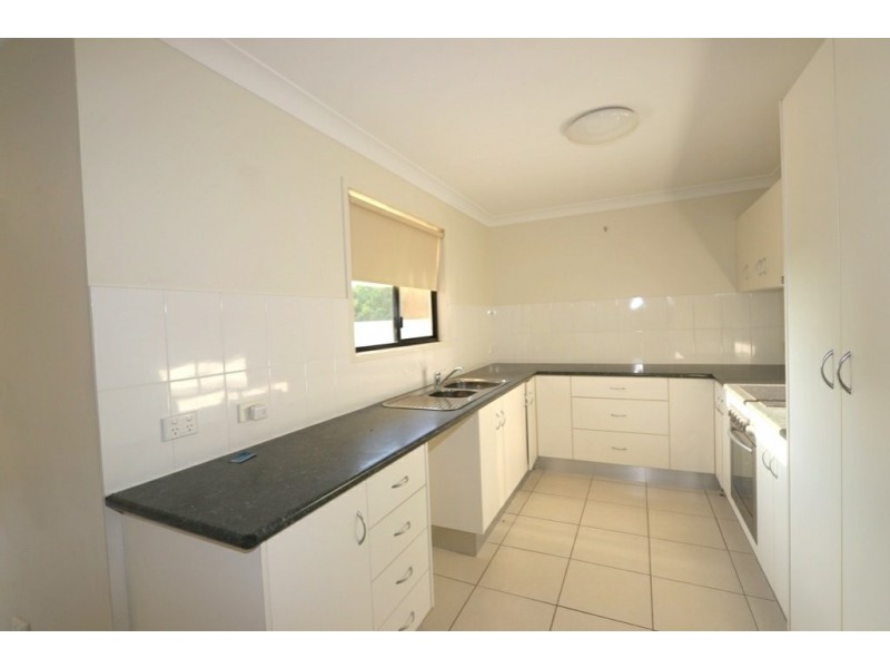 9 Rogers Street, Emerald QLD 4720