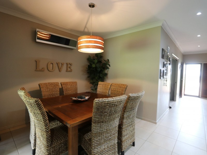 5 Chandon Court, Emerald QLD 4720