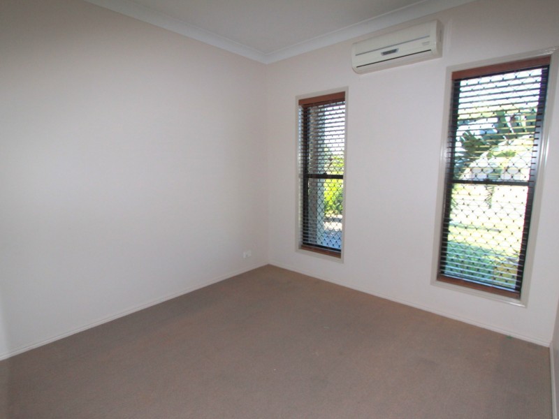 5 Chandon Court, Emerald QLD 4720