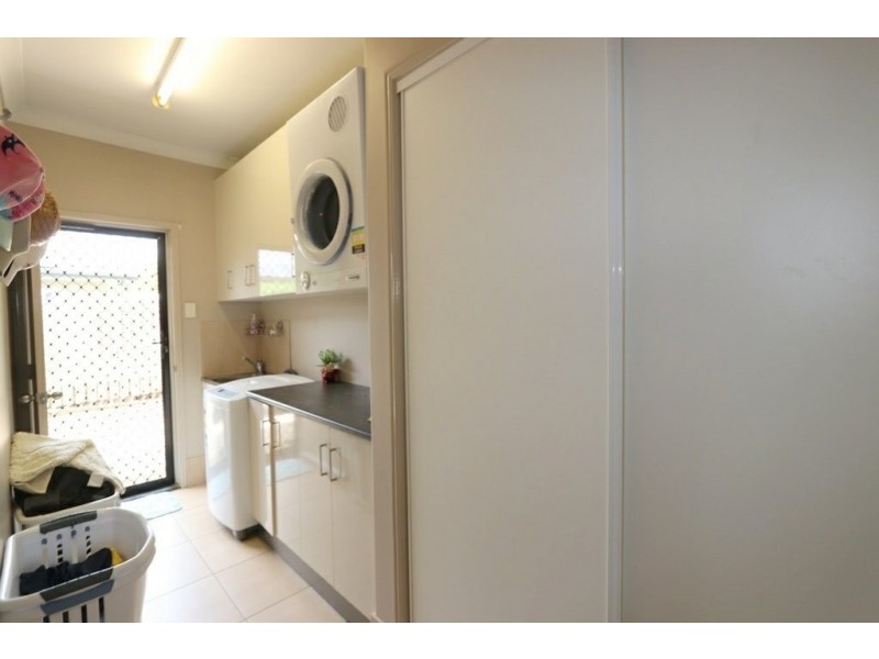 5 Chandon Court, Emerald QLD 4720