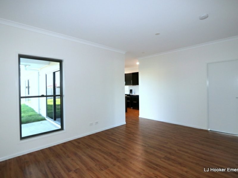 8 Costello Court, Emerald QLD 4720