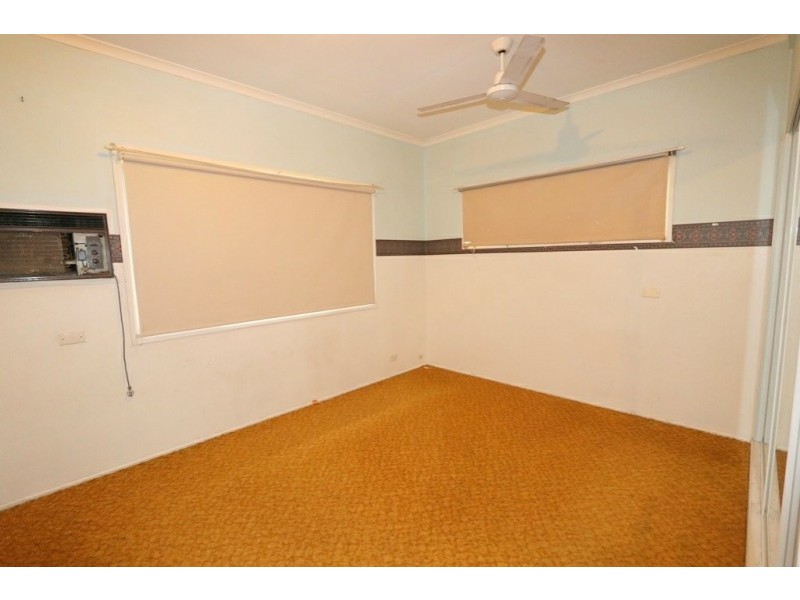 12 Mellish Crescent, Emerald QLD 4720