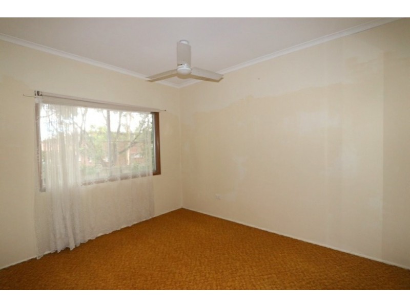 12 Mellish Crescent, Emerald QLD 4720