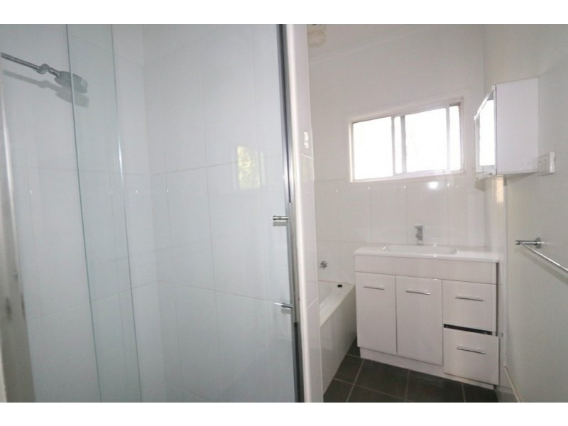 12 Mellish Crescent, Emerald QLD 4720