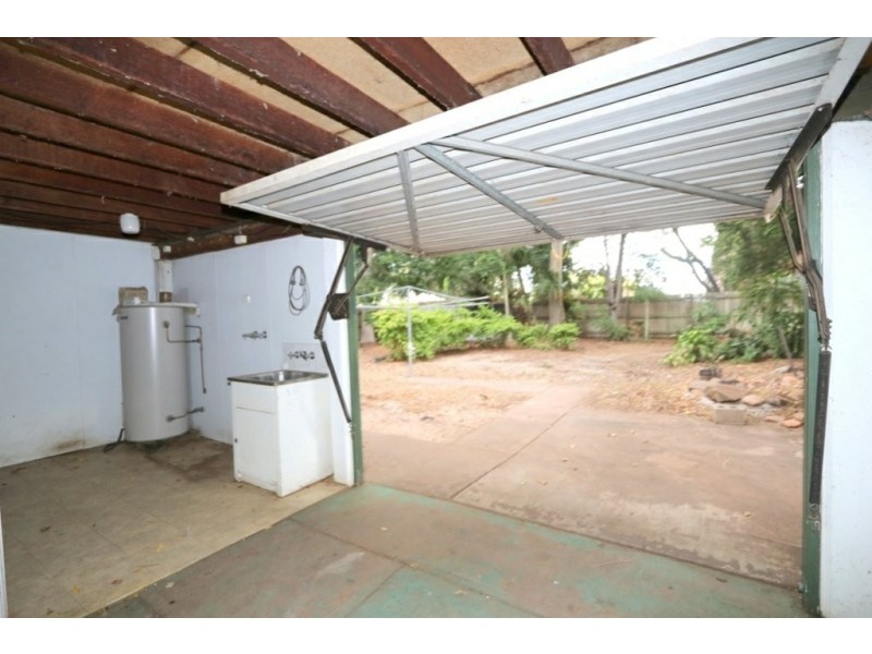 12 Mellish Crescent, Emerald QLD 4720