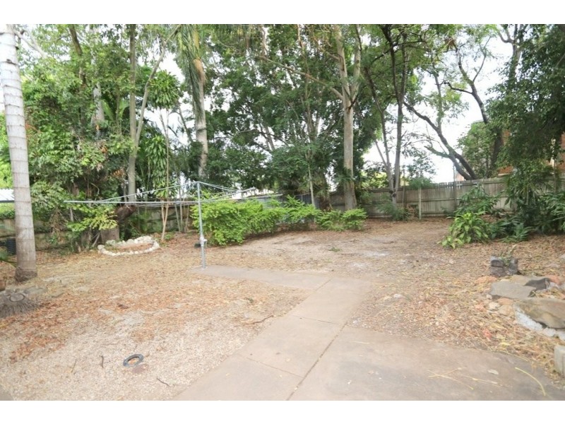 12 Mellish Crescent, Emerald QLD 4720