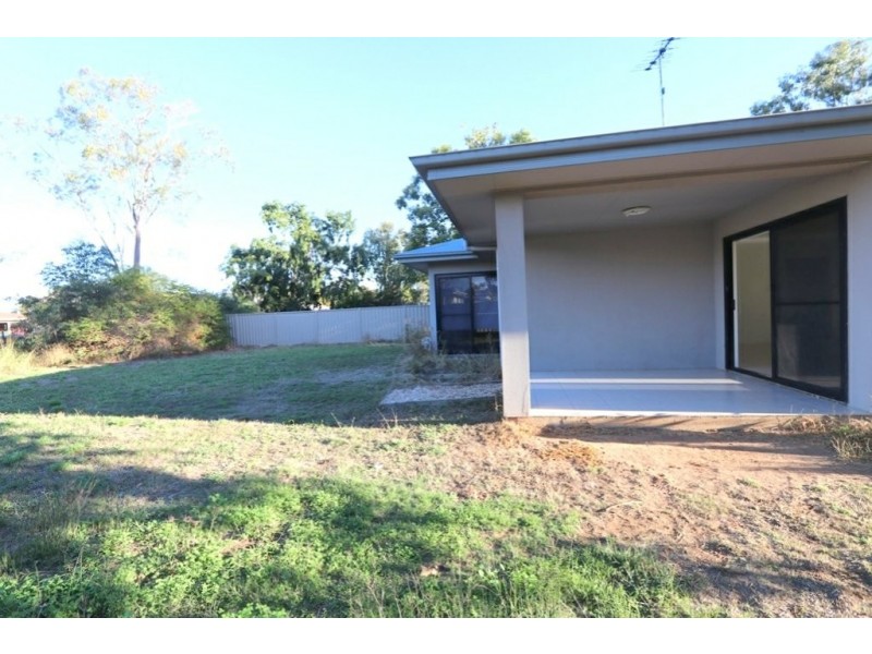 3 Paperbark Place, Emerald QLD 4720