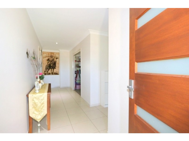 5 Sandown Street, Emerald QLD 4720