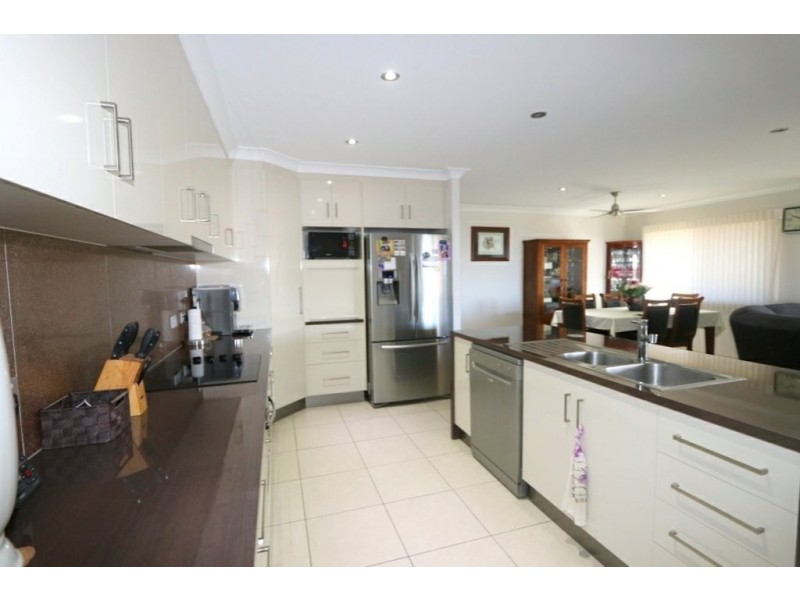 5 Sandown Street, Emerald QLD 4720