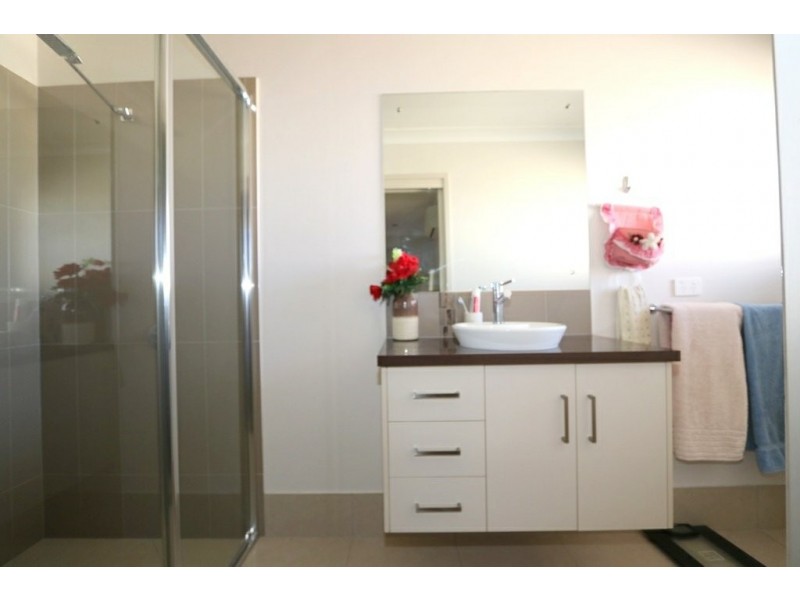 5 Sandown Street, Emerald QLD 4720