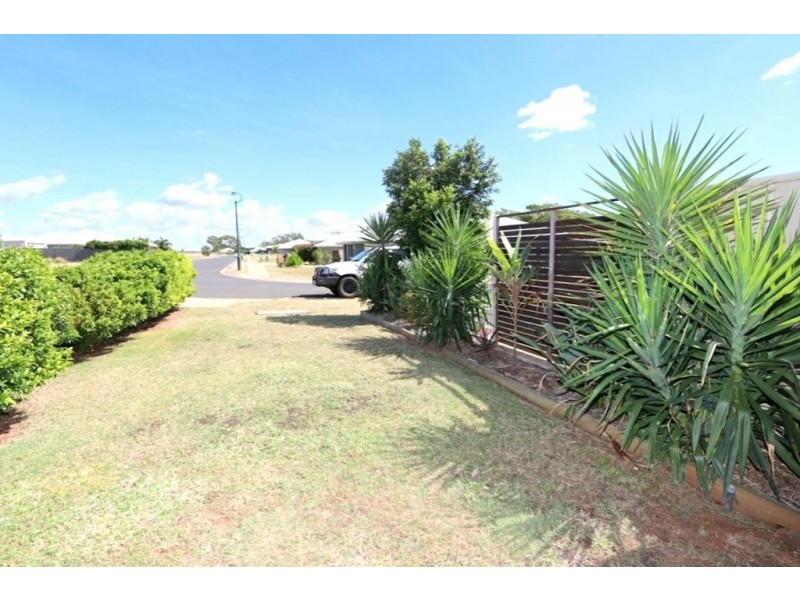 5 Sandown Street, Emerald QLD 4720