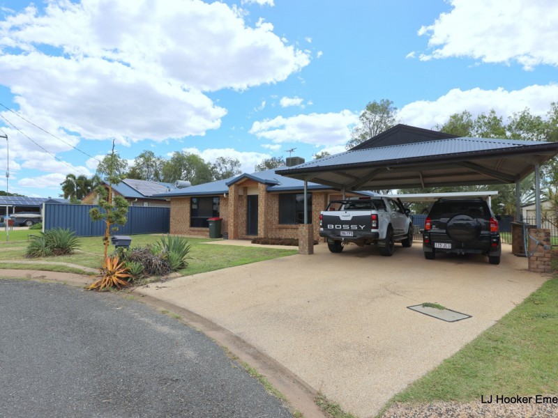 19 Vicki Close, Emerald QLD 4720