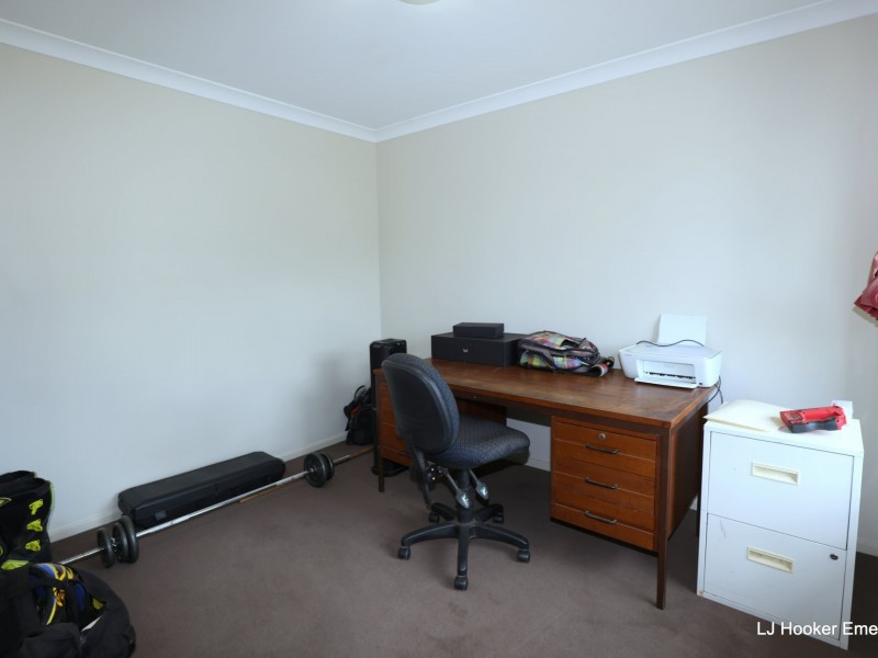 19 Vicki Close, Emerald QLD 4720