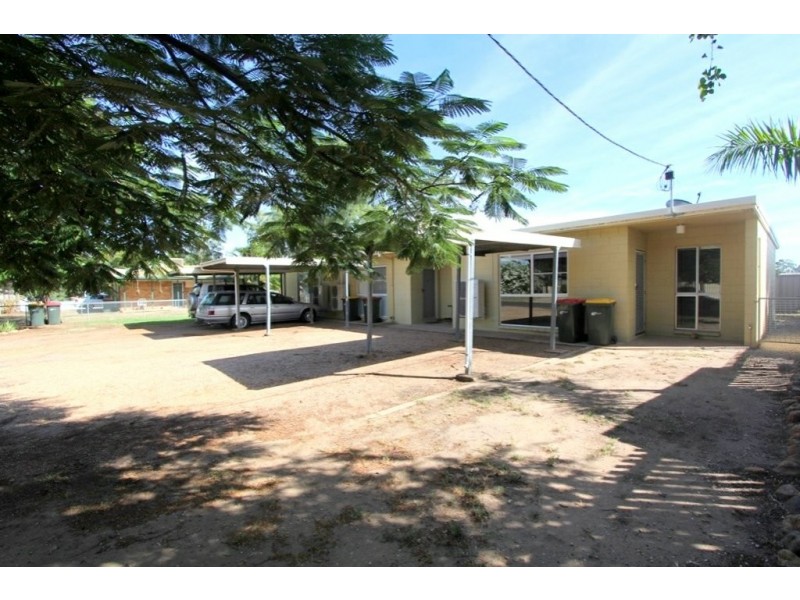 Unit 2/9 Baker Street, Emerald QLD 4720