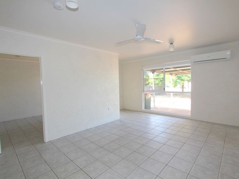 Unit 2/9 Baker Street, Emerald QLD 4720