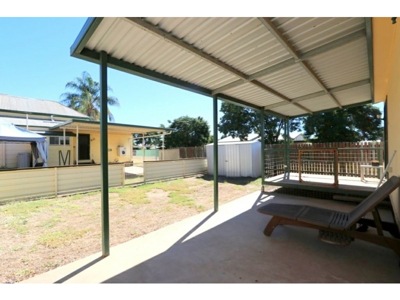 80 Anakie Street, Emerald QLD 4720