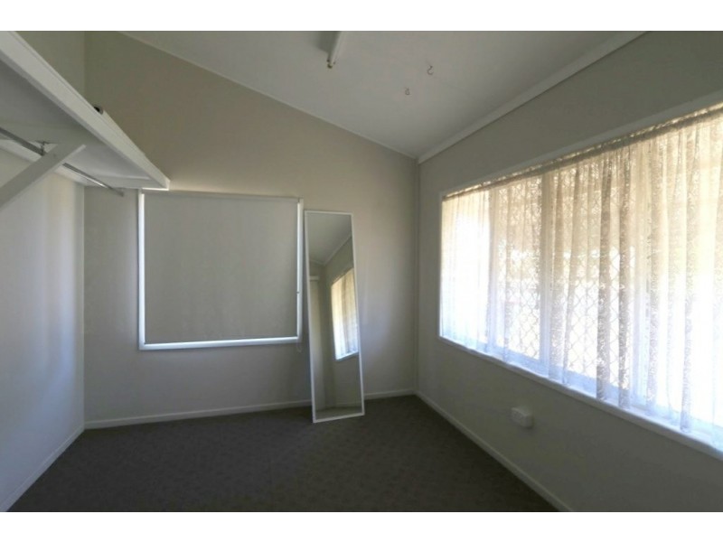 80 Anakie Street, Emerald QLD 4720