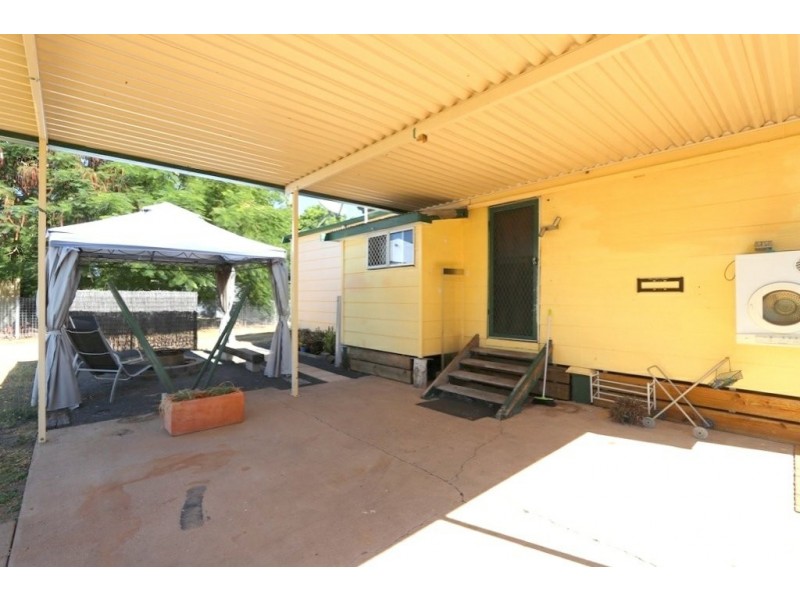 80 Anakie Street, Emerald QLD 4720