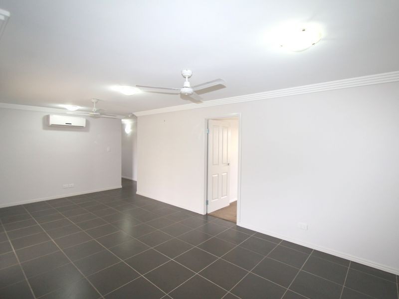 16 Bluegums Drive, Emerald QLD 4720
