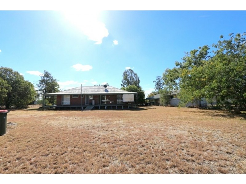 10 Retro Street, Capella QLD 4723