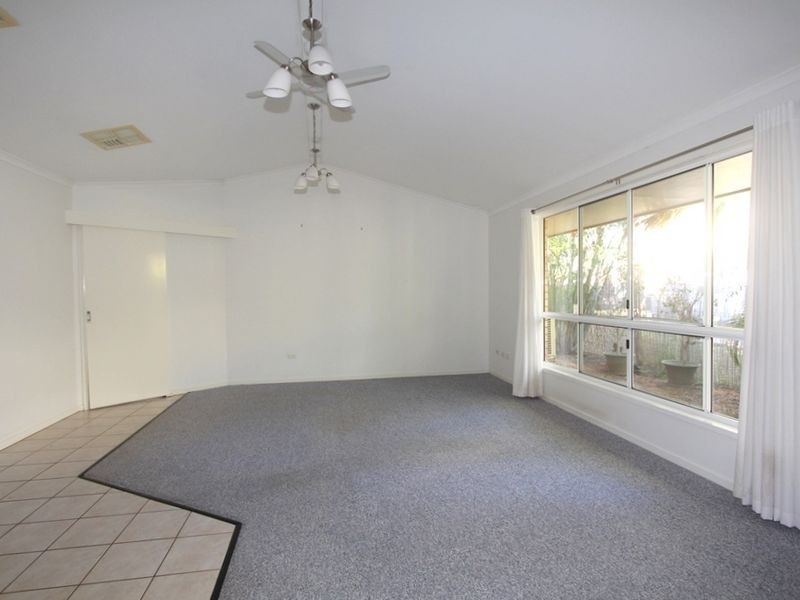 7 Fielder Place, Emerald QLD 4720