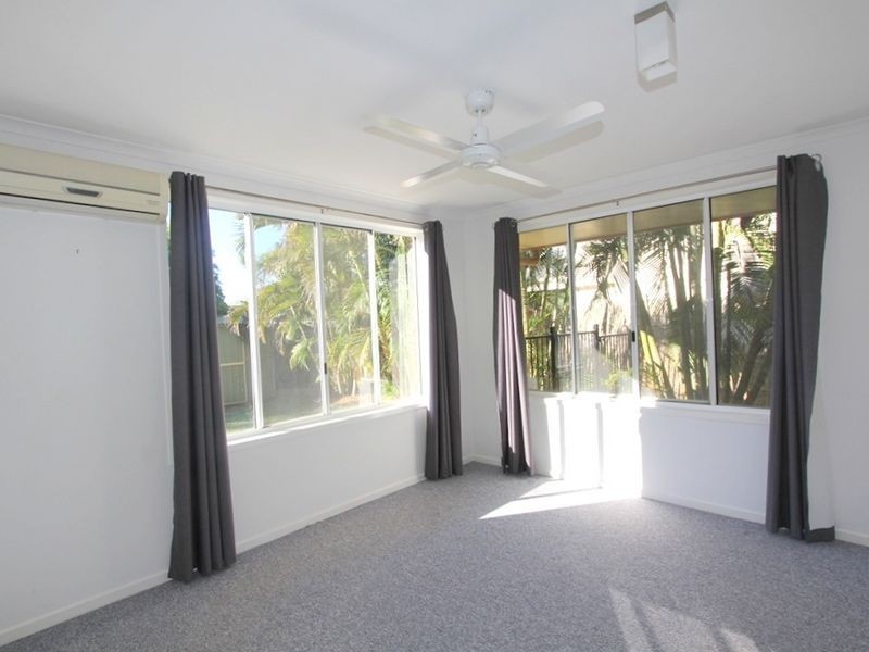 7 Fielder Place, Emerald QLD 4720