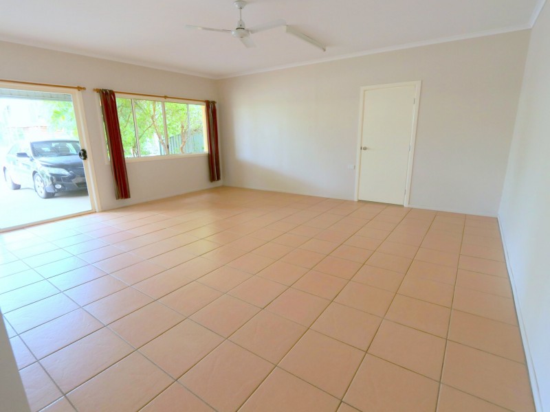 5 Ward Place, Emerald QLD 4720