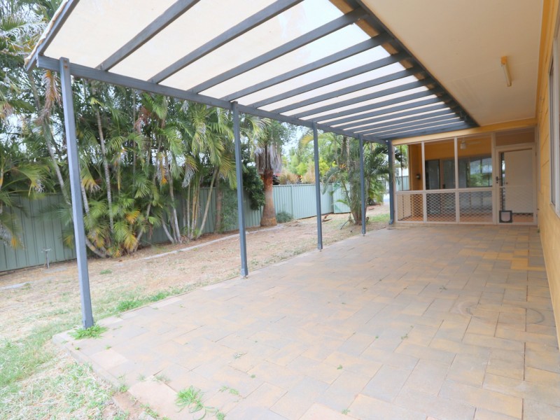 5 Ward Place, Emerald QLD 4720