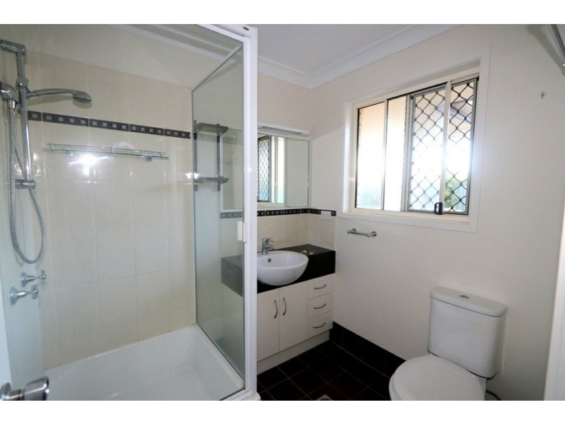 18 Kidd Street, Emerald QLD 4720