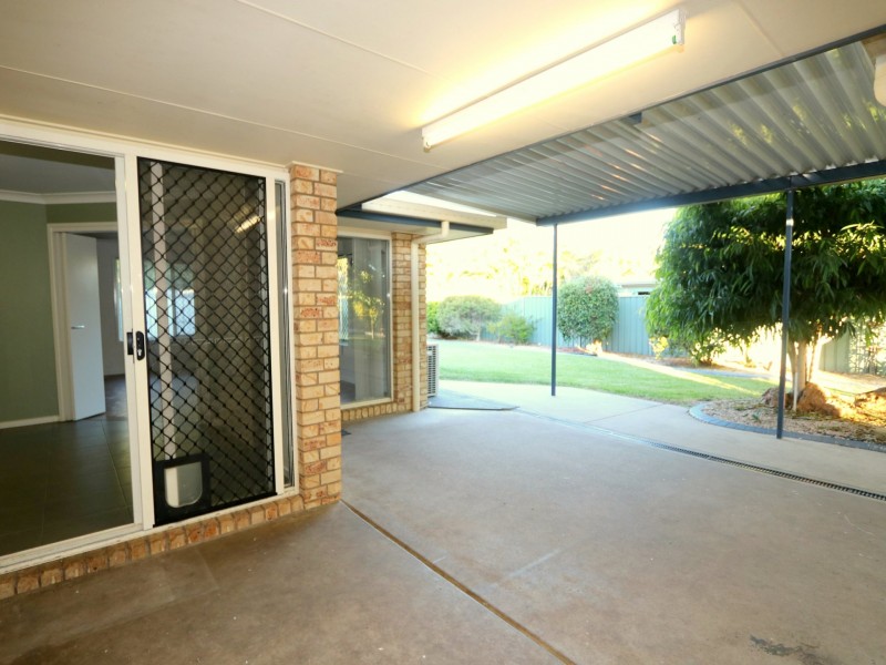 18 Kidd Street, Emerald QLD 4720