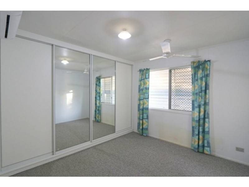 2 Loch Street, Emerald QLD 4720