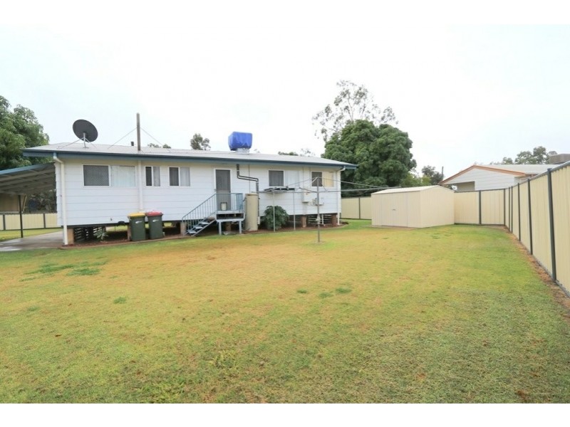 2 Loch Street, Emerald QLD 4720