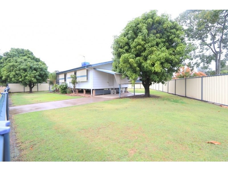 2 Loch Street, Emerald QLD 4720