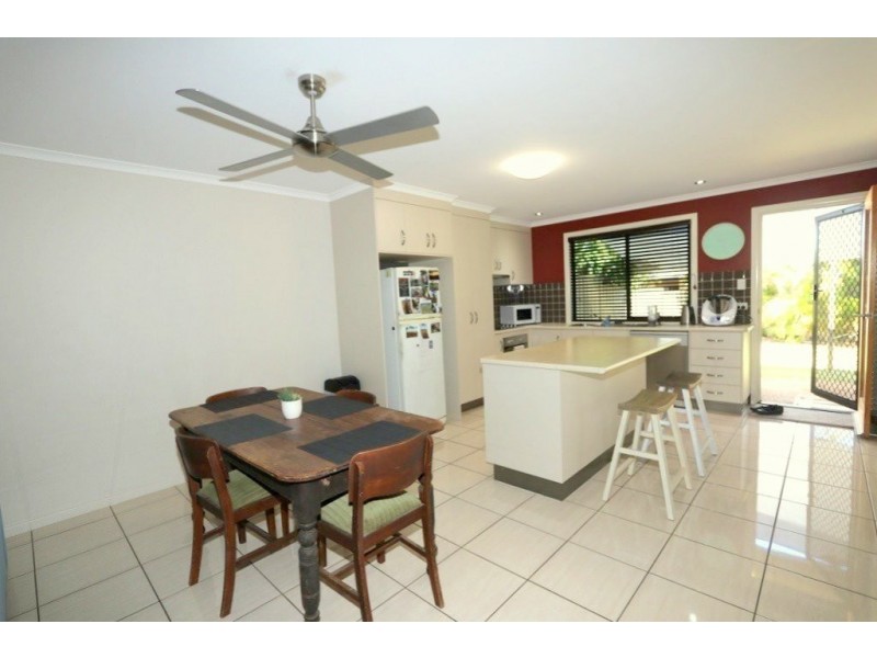 11 Brokenwood Street, Emerald QLD 4720