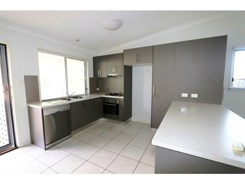 26/8 Hillcrest Street, Emerald QLD 4720