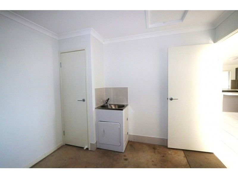 26/8 Hillcrest Street, Emerald QLD 4720